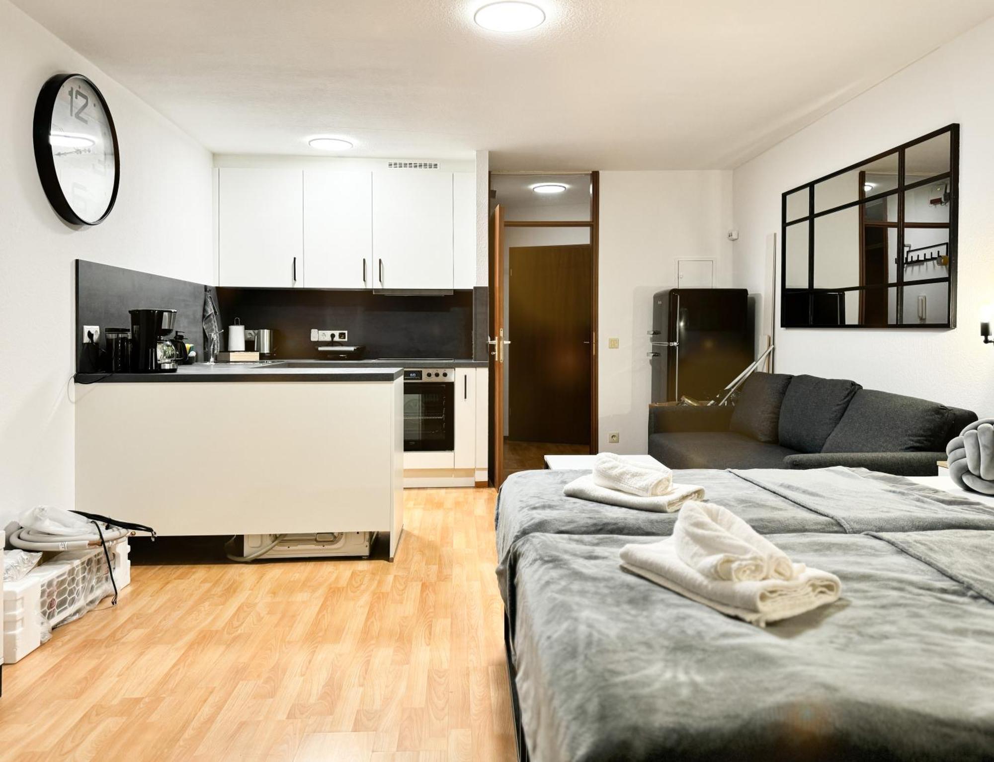 Modern Living In Karlsruhe - Frieden Apartments Екстериор снимка