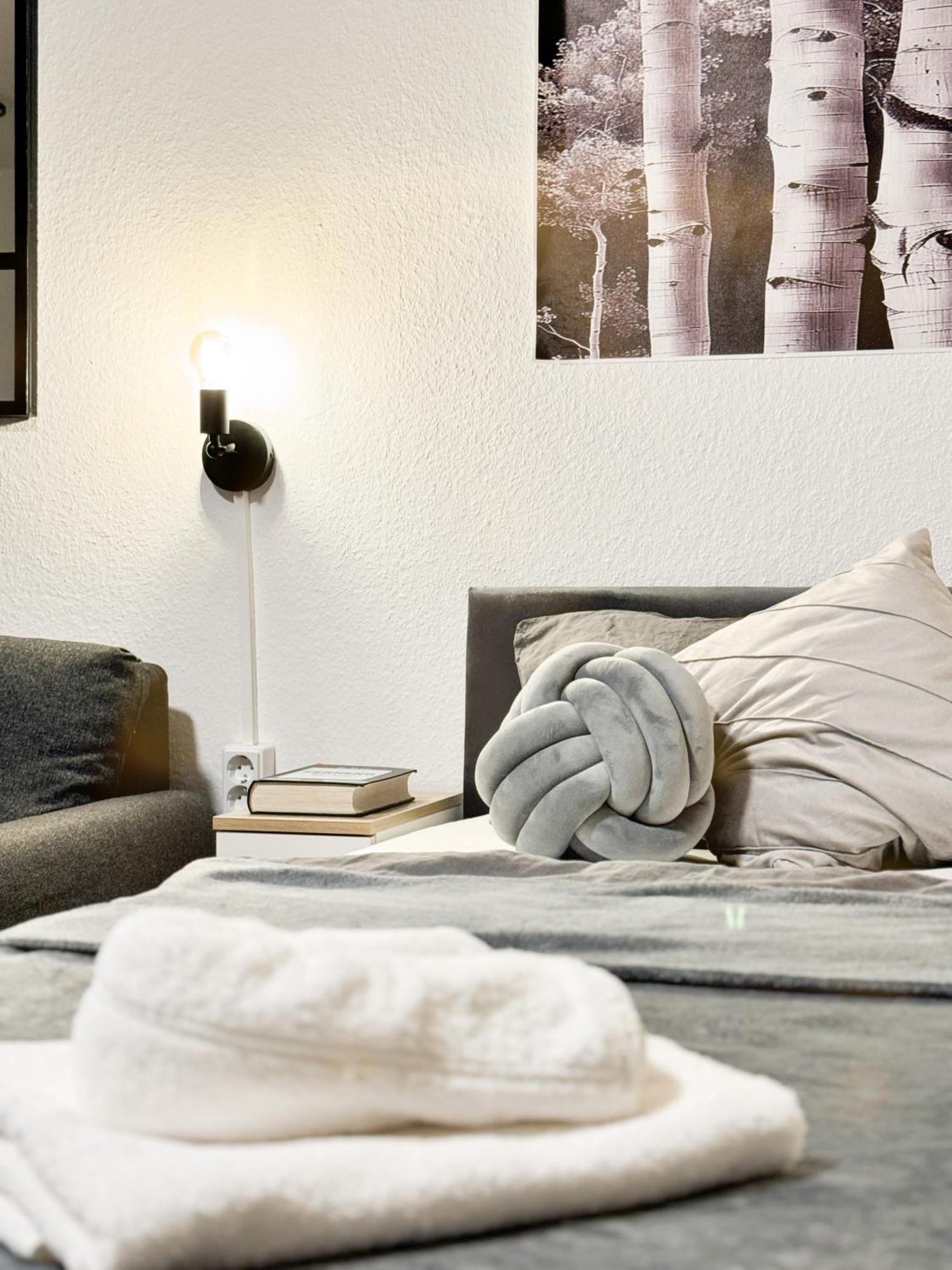 Modern Living In Karlsruhe - Frieden Apartments Екстериор снимка