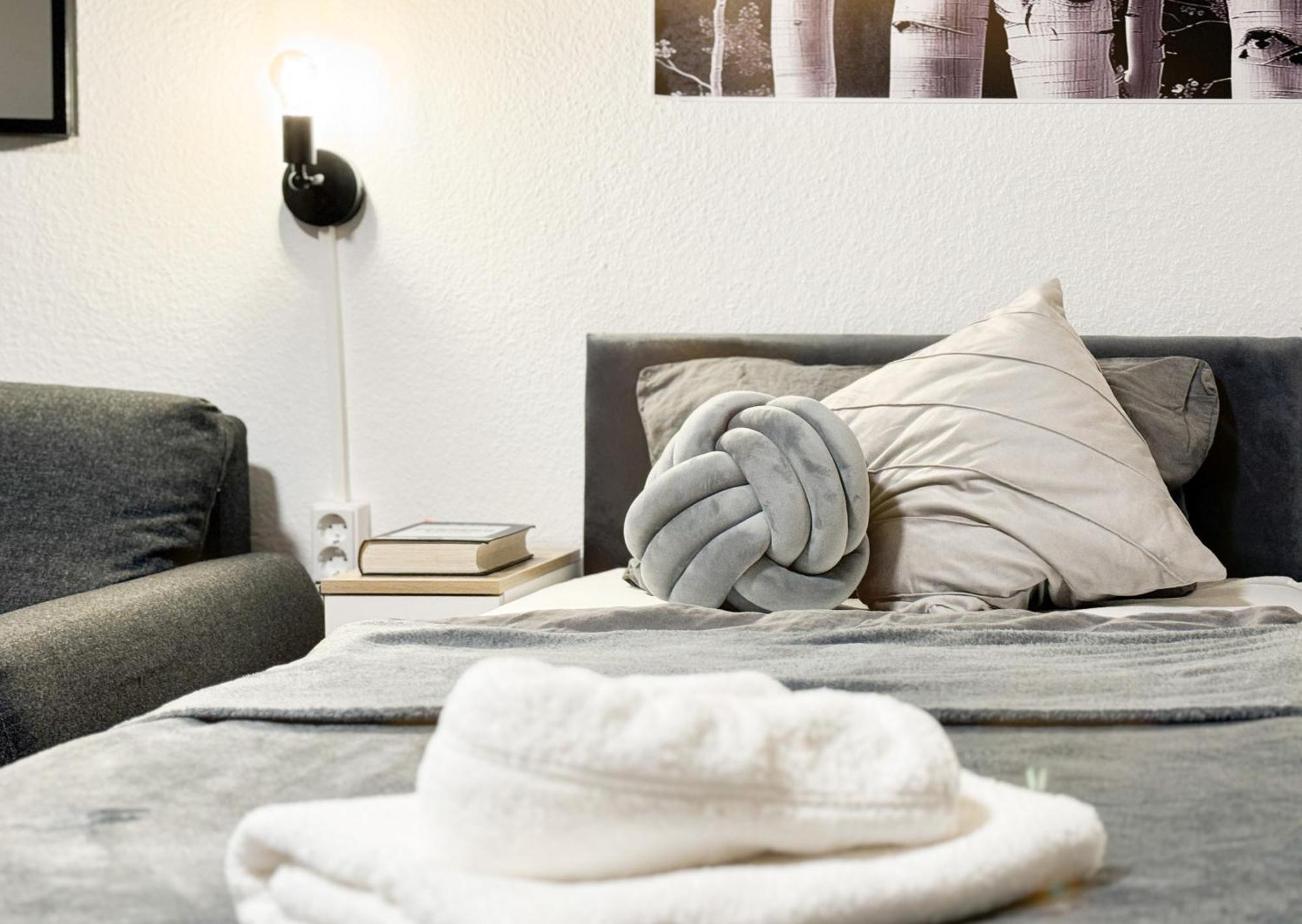 Modern Living In Karlsruhe - Frieden Apartments Екстериор снимка